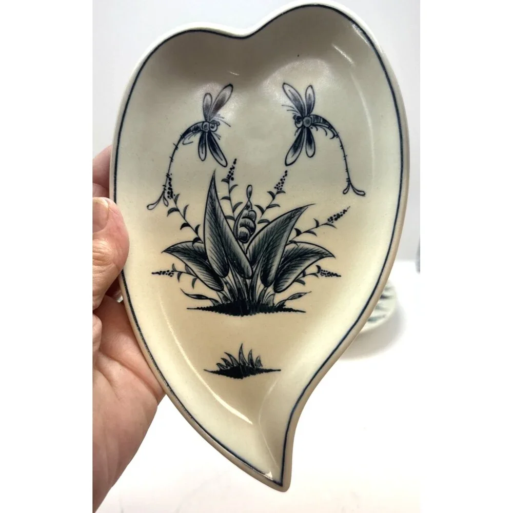 Bat Trang Vietnamese Hand Painted Pottery 2 Bowl heart trinket dish Dragonflies